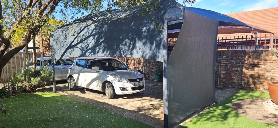 1 Bedroom Property for Sale in Westdene Free State